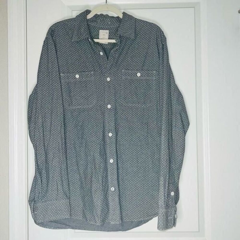 Gap long sleeve blue shirt with diamond print